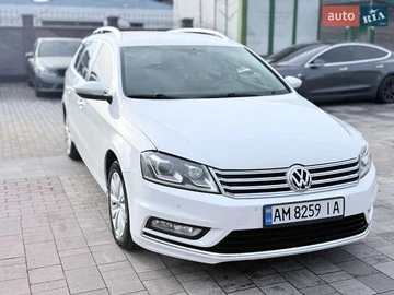Авто Volkswagen Passat 2013 № 8043402