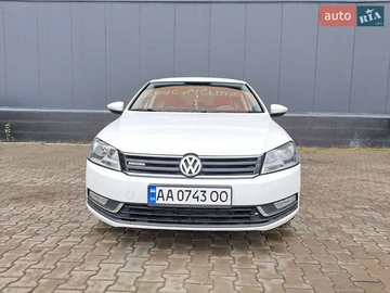 Авто Volkswagen Passat 2013 № 8043404