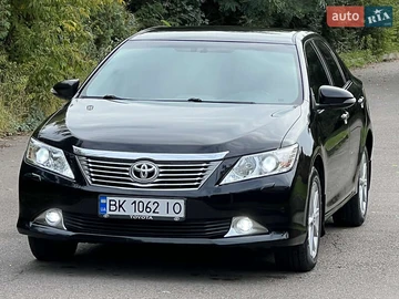 Авто Toyota Camry 2011 № 8043638