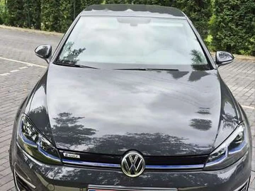 Авто Volkswagen E-Golf 2020 № 8043681