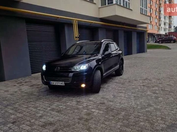 Авто Volkswagen Touareg 2011 № 8043700