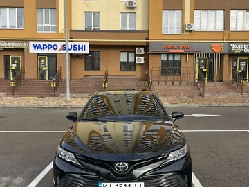 Авто Toyota Camry 2018 № 8043704