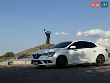 Авто Renault Megane 2019 № 8043705