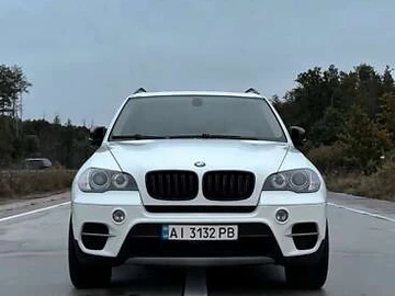 Авто BMW X5 2010 № 8043707