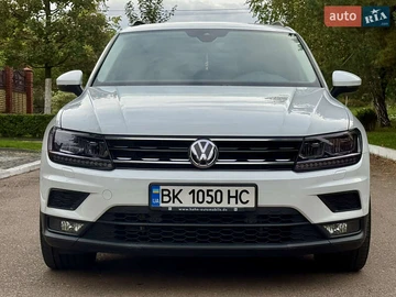 Авто Volkswagen Tiguan 2017 № 8043748
