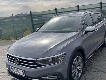 Авто Volkswagen Passat 2022 № 8043889