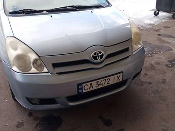 Авто Toyota Corolla Verso 2004 № 8044362
