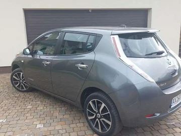 Авто Nissan Leaf 2015 № 8044438