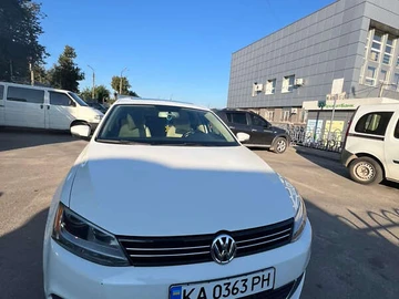 Авто Volkswagen Jetta 2014 № 8044493