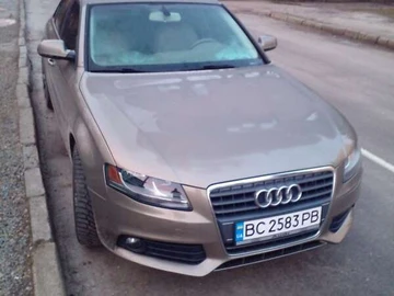 Авто Audi A4 2010 № 8044514