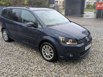 Авто Volkswagen Touran 2014 № 8044744