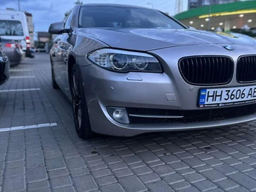 Авто BMW 5 Series 2012 № 8044753