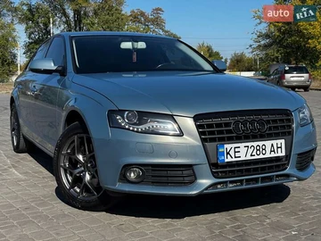 Авто Audi A4 2011 № 8044765