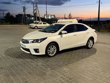 Авто Toyota Corolla 2015 № 8044778