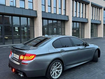 Авто BMW 5 Series 2010 № 8044873