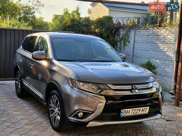 Авто Mitsubishi Outlander 2017 № 8044889