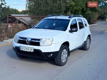 Авто Renault Duster 2010 № 8045054