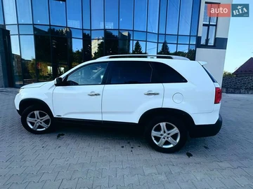 Авто KIA Sorento 2012 № 8045067