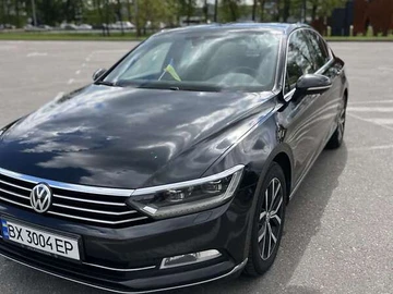 Авто Volkswagen Passat 2018 № 8045102