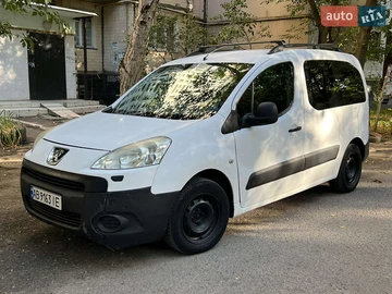Авто Peugeot Partner 2011 № 8045126