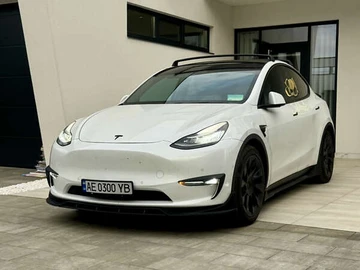 Авто Tesla Model Y 2021 № 8045200