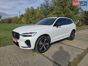 Авто Volvo Xc60 2023 № 8045436