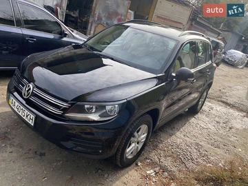 Авто Volkswagen Tiguan 2017 № 8045533