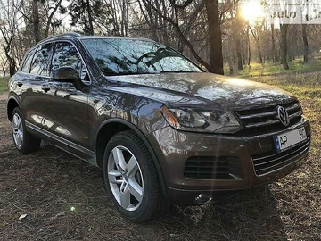 Авто Volkswagen Touareg 2011 № 8045541