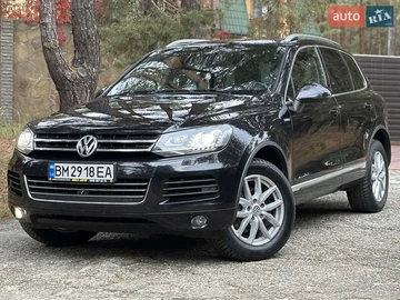 Авто Volkswagen Touareg 2014 № 8045912