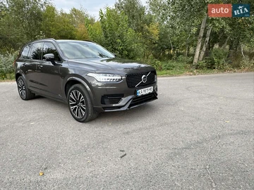 Авто Volvo Xc90 2023 № 8045934
