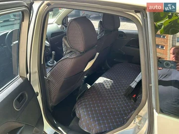 Авто Ford Fiesta 2006 № 8046174
