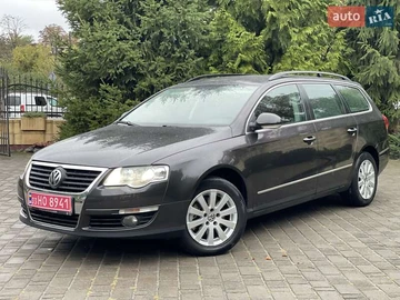 Авто Volkswagen Passat 2010 № 8046194