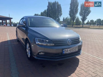 Авто Volkswagen Jetta 2015 № 8046243