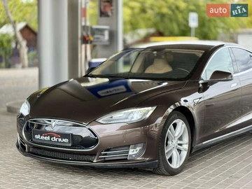 Авто Tesla Model S 2014 № 8046388