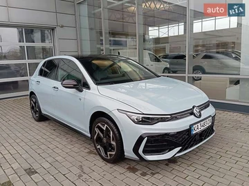 Авто Volkswagen Golf 2025 № 8046548