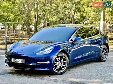 Авто Tesla Model 3 2019 № 8046962