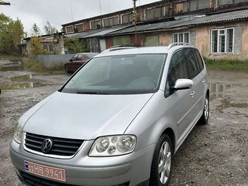 Авто Volkswagen Touran 2006 № 8047353