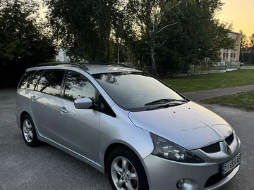 Авто Mitsubishi Grandis 2004 № 8047359