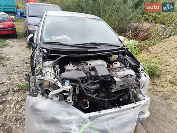 Авто Toyota Auris 2010 № 8047553