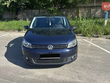 Авто Volkswagen Touran 2013 № 8047636