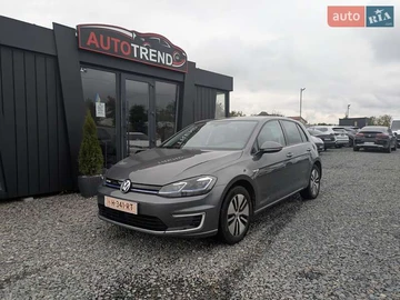 Авто Volkswagen E-Golf 2018 № 8047875