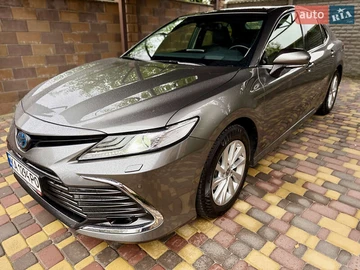 Авто Toyota Camry 2023 № 8048099