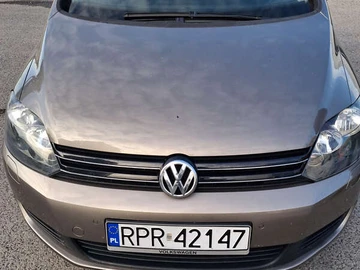 Авто Volkswagen Golf Plus 2010 № 8048176