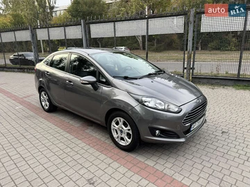 Авто Ford Fiesta 2013 № 8048251