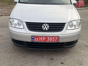 Авто Volkswagen Touran 2005 № 8048259