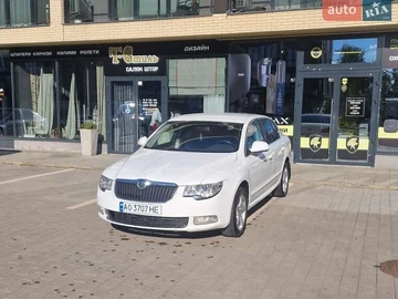 Авто Skoda Superb 2012 № 8048306