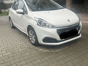 Авто Peugeot 208 2016 № 8048307