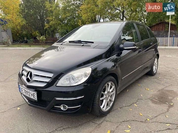 Авто Mercedes B-Class 2010 № 8048315