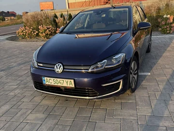 Авто Volkswagen E-Golf 2018 № 8048642