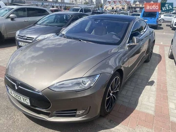 Авто Tesla Model S 2016 № 8048687